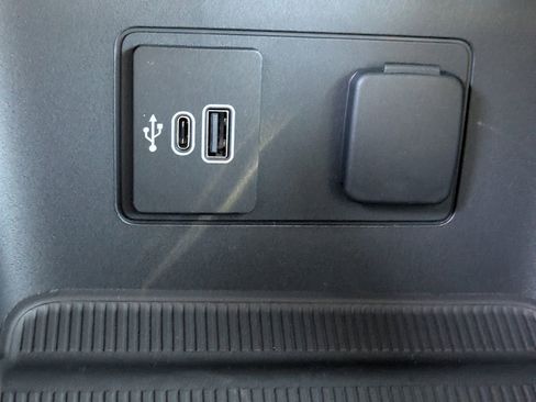 New 2026 Ford Explorer Platinum w/ LUX Leather Package image 29