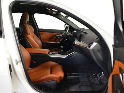 Used 2023 BMW M3 Sedan w/ Executive Package image 19