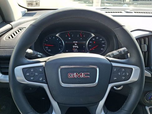 Used 2024 GMC Terrain SLT AWD/4WD image 18