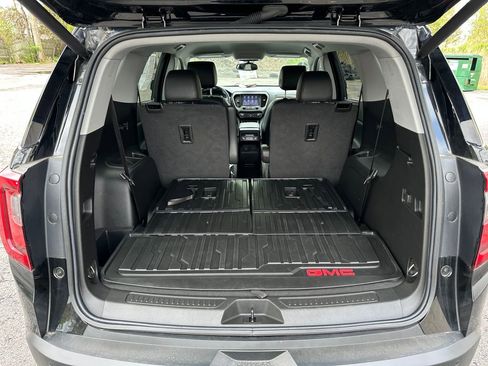 Used 2023 GMC Acadia AT4 w/ Preferred Package AWD/4WD image 19