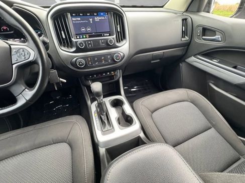 Used 2022 Chevrolet Colorado LT w/ Safety Package image 3
