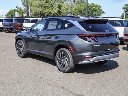 New 2026 Hyundai Tucson Limited AWD/4WD image 2