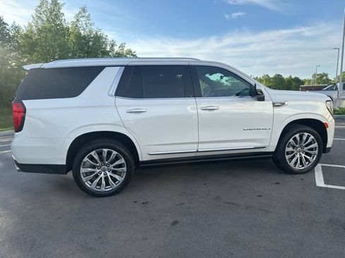 Used 2022 GMC Yukon Denali w/ Denali Ultimate Package AWD/4WD image 6