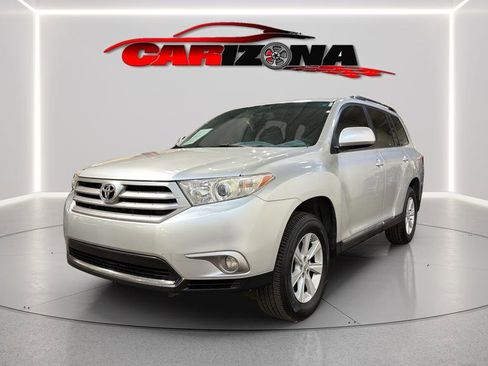 Used 2013 Toyota Highlander SE image 3