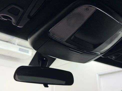 Used 2018 Dodge Charger SXT w/ Blacktop Package image 30