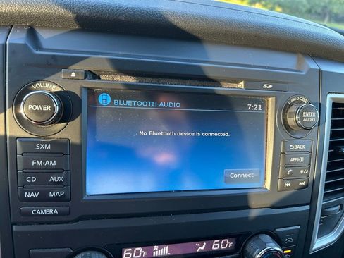 Used 2018 Nissan Titan SV w/ SV Convenience Package RWD image 24