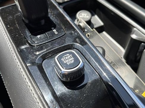 Used 2023 Volvo XC90 T8 Plus image 26