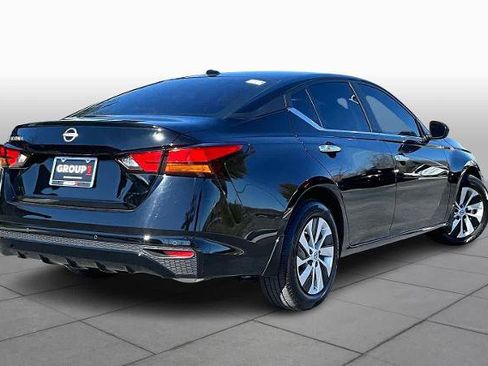 Certified 2025 Nissan Altima 2.5 S image 12