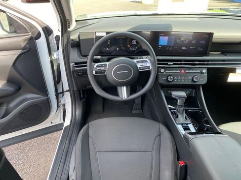 New 2026 Hyundai Tucson SE image 12