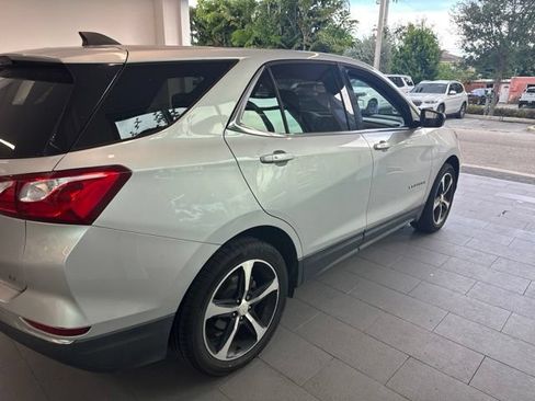 Used 2019 Chevrolet Equinox LT FWD image 4