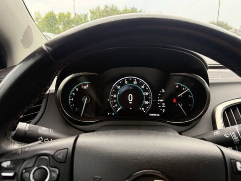 Used 2015 Buick LaCrosse Leather FWD image 30
