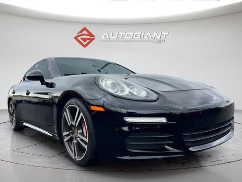 Used 2016 Porsche Panamera Edition image 11