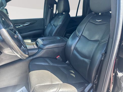 Used 2016 Cadillac Escalade Platinum AWD/4WD image 13