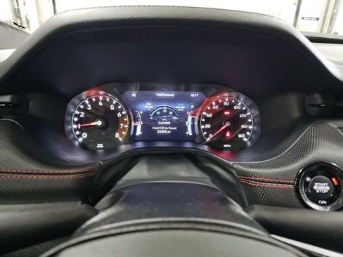 Used 2025 Jeep Compass Trailhawk image 13