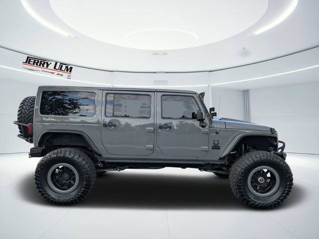 Used 2018 Jeep Wrangler Unlimited Sport S AWD/4WD image 2