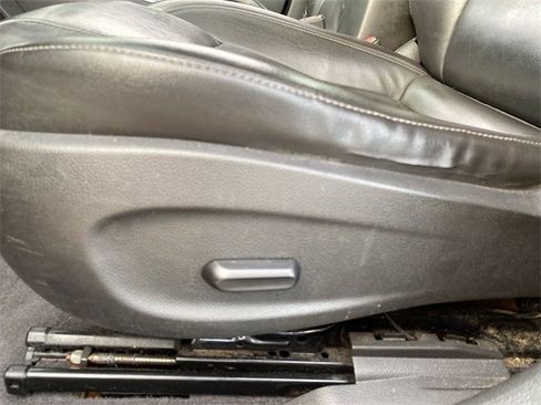 Used 2012 Chevrolet Cruze LT image 11