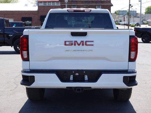 Used 2023 GMC Sierra 1500 Pro w/ Graphite Edition AWD/4WD image 9
