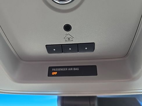 Used 2019 Chevrolet Tahoe LT image 34