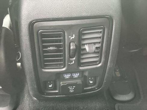 Certified 2024 Dodge Durango R/T image 17