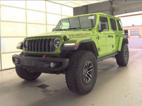 Used 2025 Jeep Wrangler Unlimited Rubicon AWD/4WD image 1