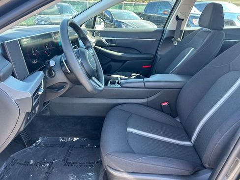 Used 2025 Hyundai Sonata SEL FWD image 26