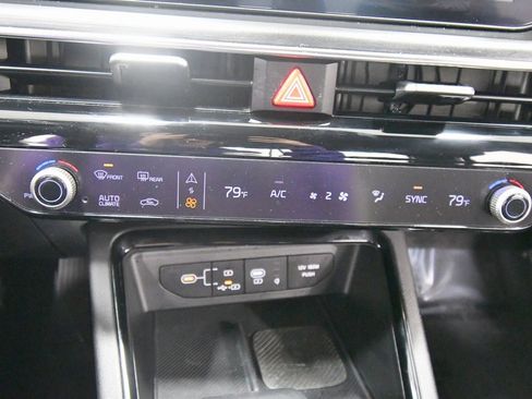 Certified 2025 Kia K5 GT-Line image 24