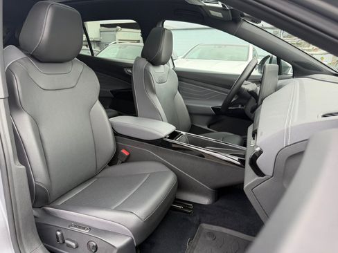 Used 2023 Volkswagen ID.4 Pro S RWD image 32