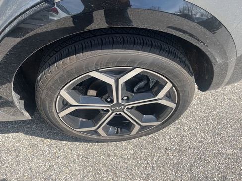 Certified 2023 Kia Niro EX Touring image 15