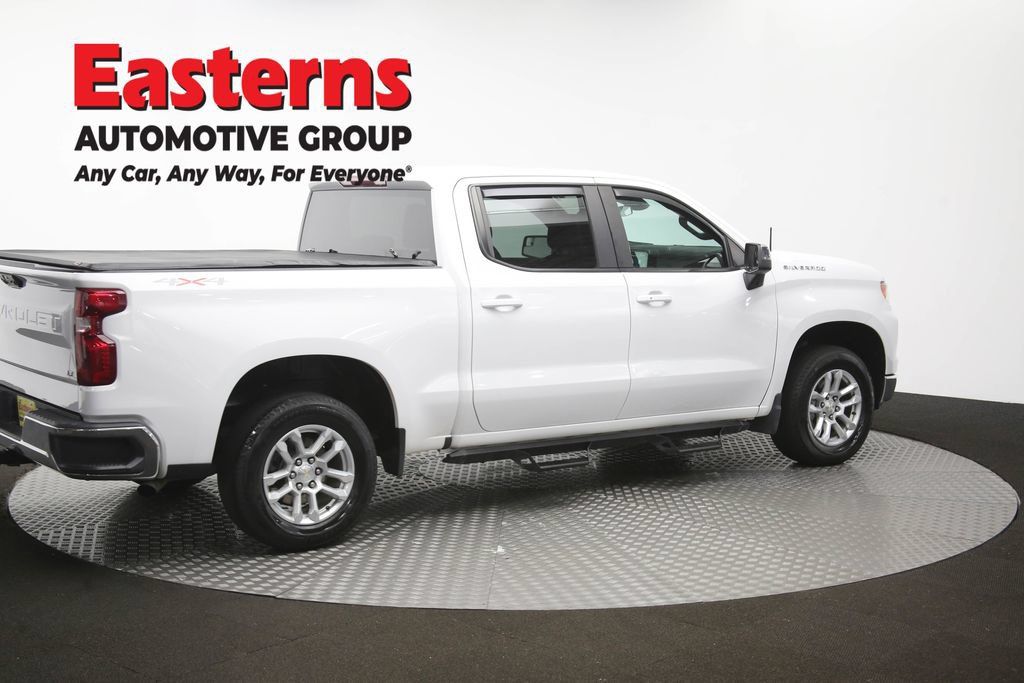 Used 2023 Chevrolet Silverado 1500 LT AWD/4WD image 45