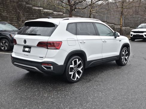 Certified 2023 Volkswagen Taos SEL image 12
