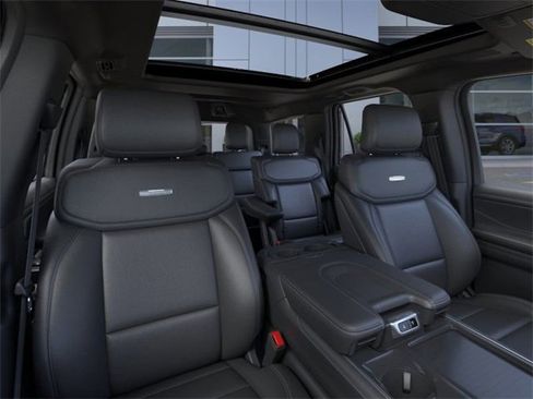 New 2025 Ford Expedition Platinum w/ Stealth Performance Package image 10