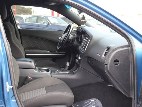 Used 2020 Dodge Charger Scat Pack RWD image 10