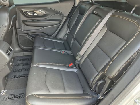 Used 2021 GMC Terrain SLT w/ Infotainment Package II FWD image 18