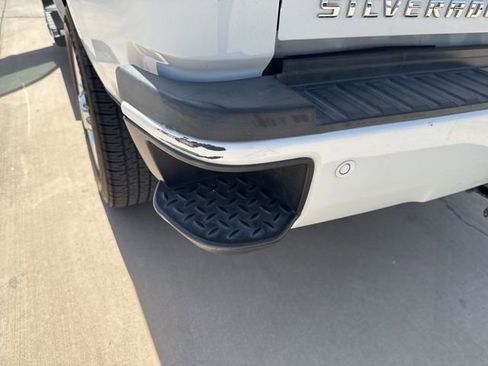 Used 2018 Chevrolet Silverado 2500 LT w/ Custom Sport Edition image 15