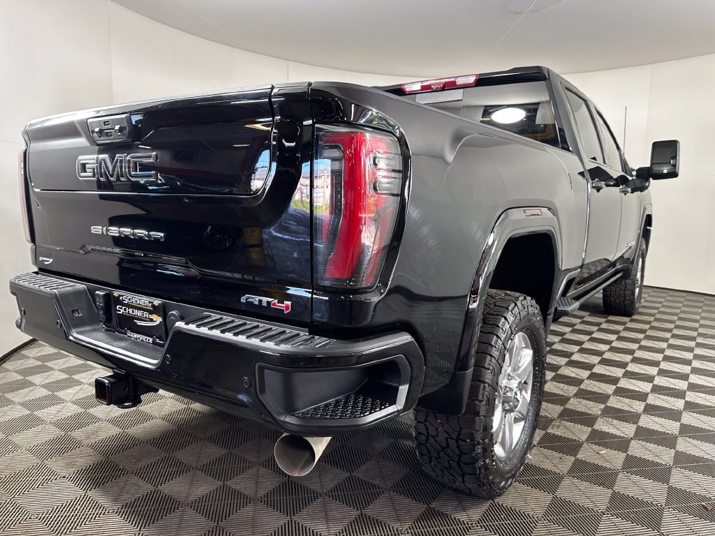 Used 2025 GMC Sierra 2500 AT4 w/ AT4 Premium Plus Package AWD/4WD image 5