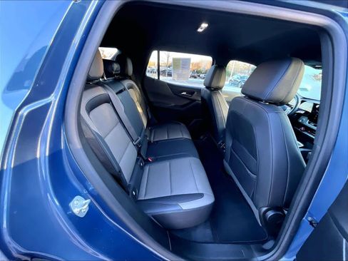 Used 2025 Chevrolet Equinox LT w/ Convenience Package II image 16