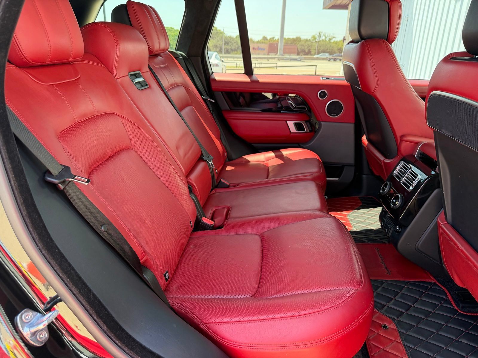Used 2018 Land Rover Range Rover Autobiography AWD/4WD image 23