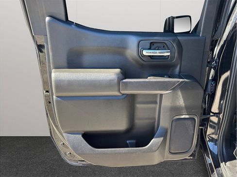 Used 2019 Chevrolet Silverado 1500 LT w/ All-Star Edition image 39