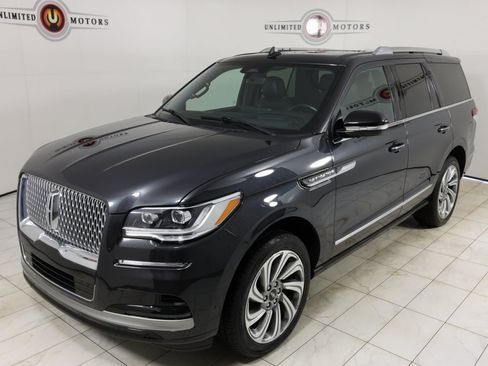Used 2023 Lincoln Navigator Reserve AWD/4WD image 35