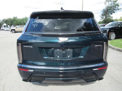 Used 2026 Cadillac Vistiq Sport AWD/4WD image 6