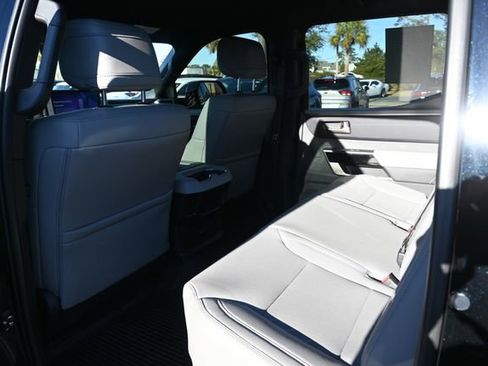 Used 2025 Toyota Tundra Limited image 24