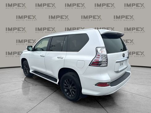 Used 2020 Lexus GX 460 Premium w/ Premium Package AWD/4WD image 3