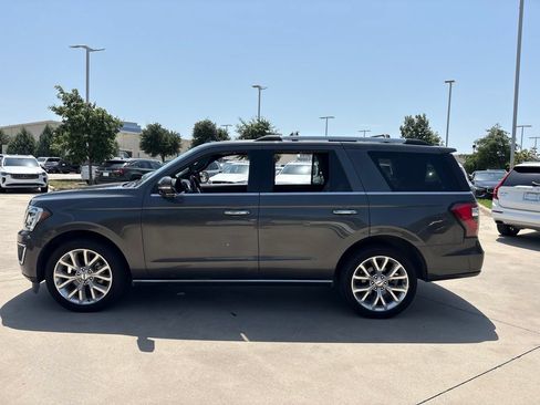 Used 2018 Ford Expedition Limited w/ Equipment Group 302A RWD image 8