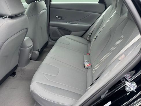 New 2026 Hyundai Elantra Hybrid FWD image 13