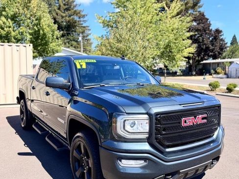 Used 2017 GMC Sierra 1500 SLE w/ SLE Value Package AWD/4WD image 3