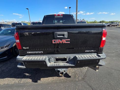 Used 2016 GMC Sierra 2500 Denali w/ Duramax Plus Package AWD/4WD image 4
