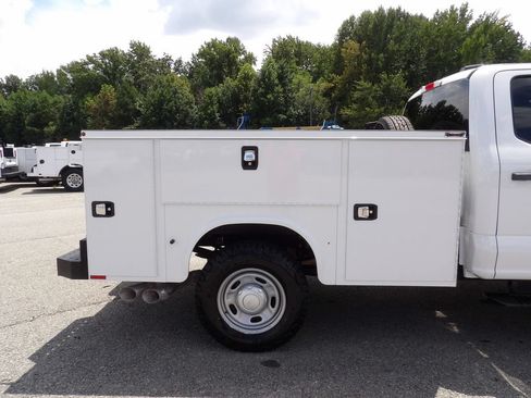 Used 2024 Ford F250 XL AWD/4WD image 56
