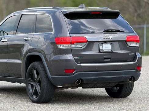 Used 2016 Jeep Grand Cherokee Limited w/ Luxury Group II image 16