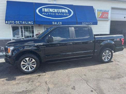 Used 2018 Ford F150 XL w/ Equipment Group 101A Mid image 4