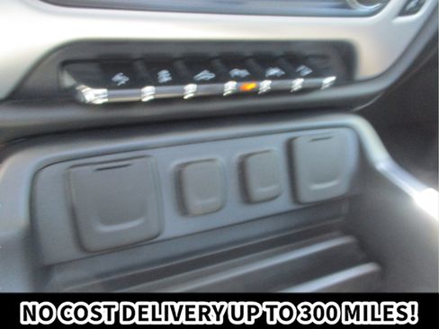 Used 2018 GMC Sierra 1500 SLT AWD/4WD image 27